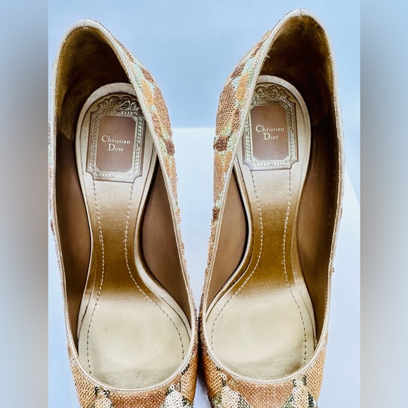 CHRISTIAN DIOR gold sequin pumps - Picture 4 of 6
